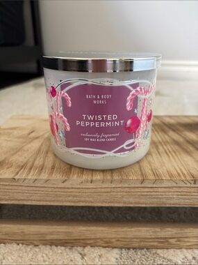 Bath & Body Works Twisted Peppermint Candle - Pink & Silver